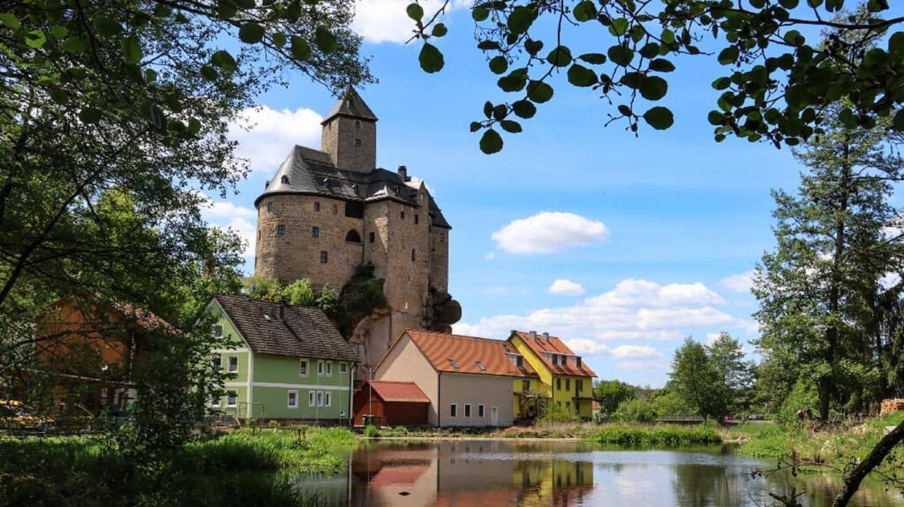 Ferienwohnung Und Sommerhaus Unter Der Burg Falkenberg  Экстерьер фото
